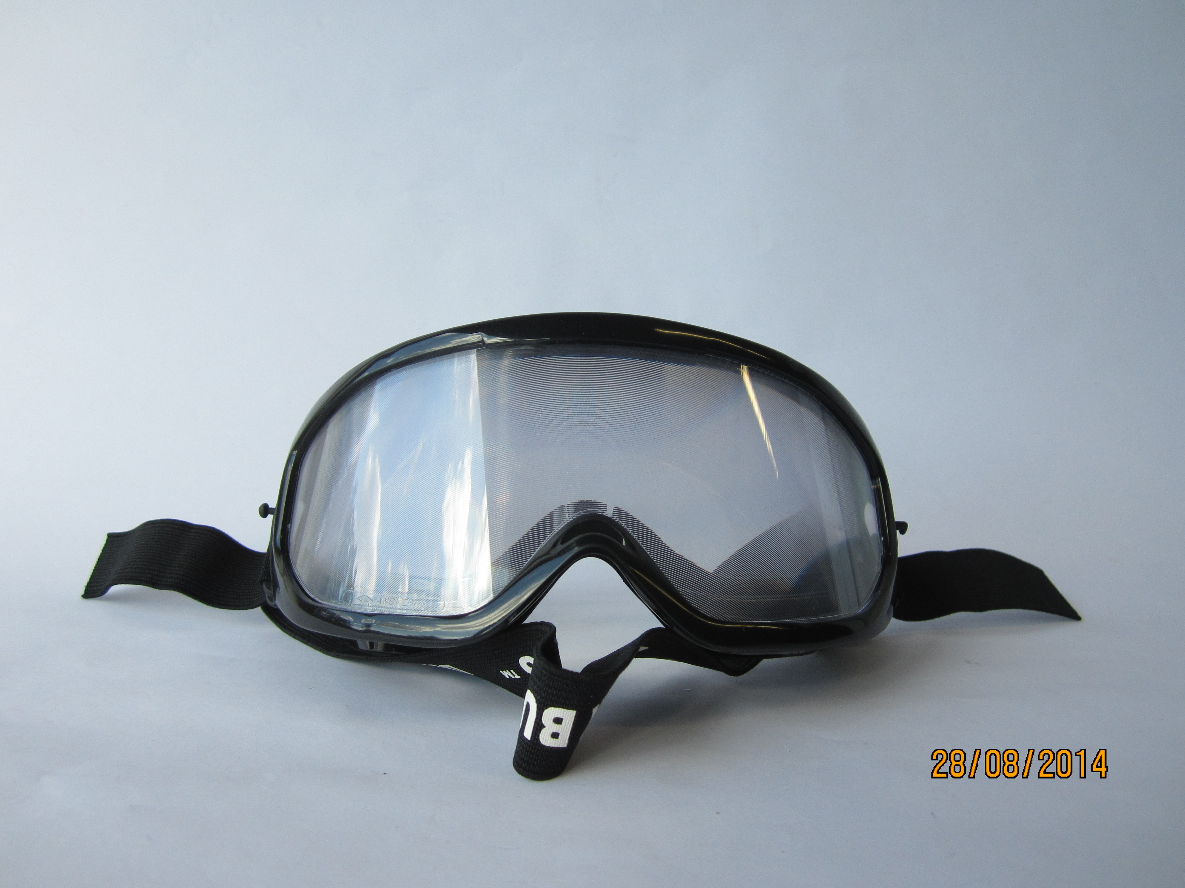 Alkoholbrille simuliert die visuelle Wahrnehmung durch Alkohol bei ca. 1,3 ‰